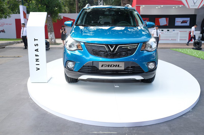 VinFast công bố giá bán "3 không" với xe Ô tô LUX và FADIL 3